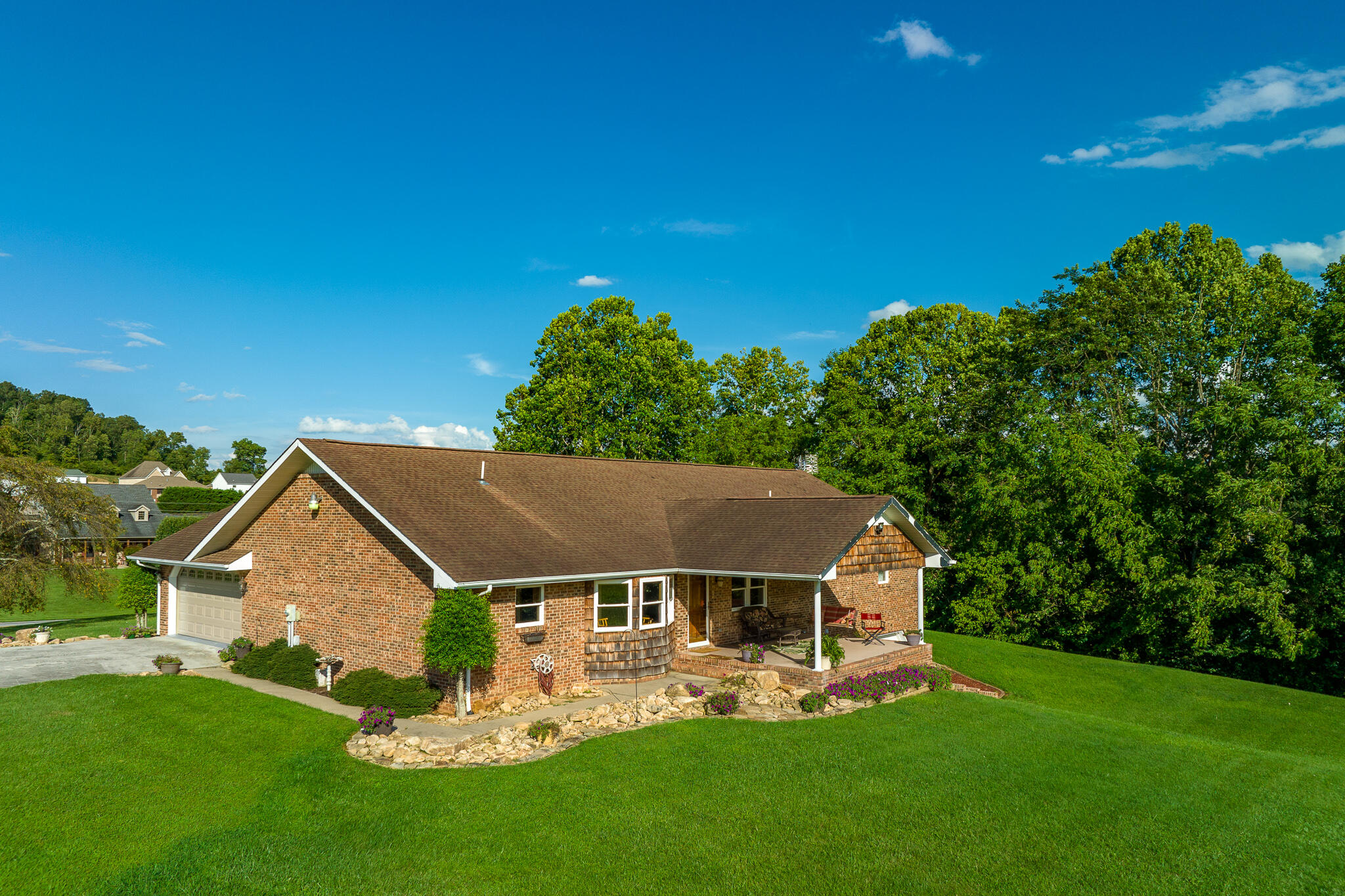 3419 Potato Hill Road Kingsport, TN 37660 - Photo 4 of 70 3419 Potato Hill Rd (17 of 102)