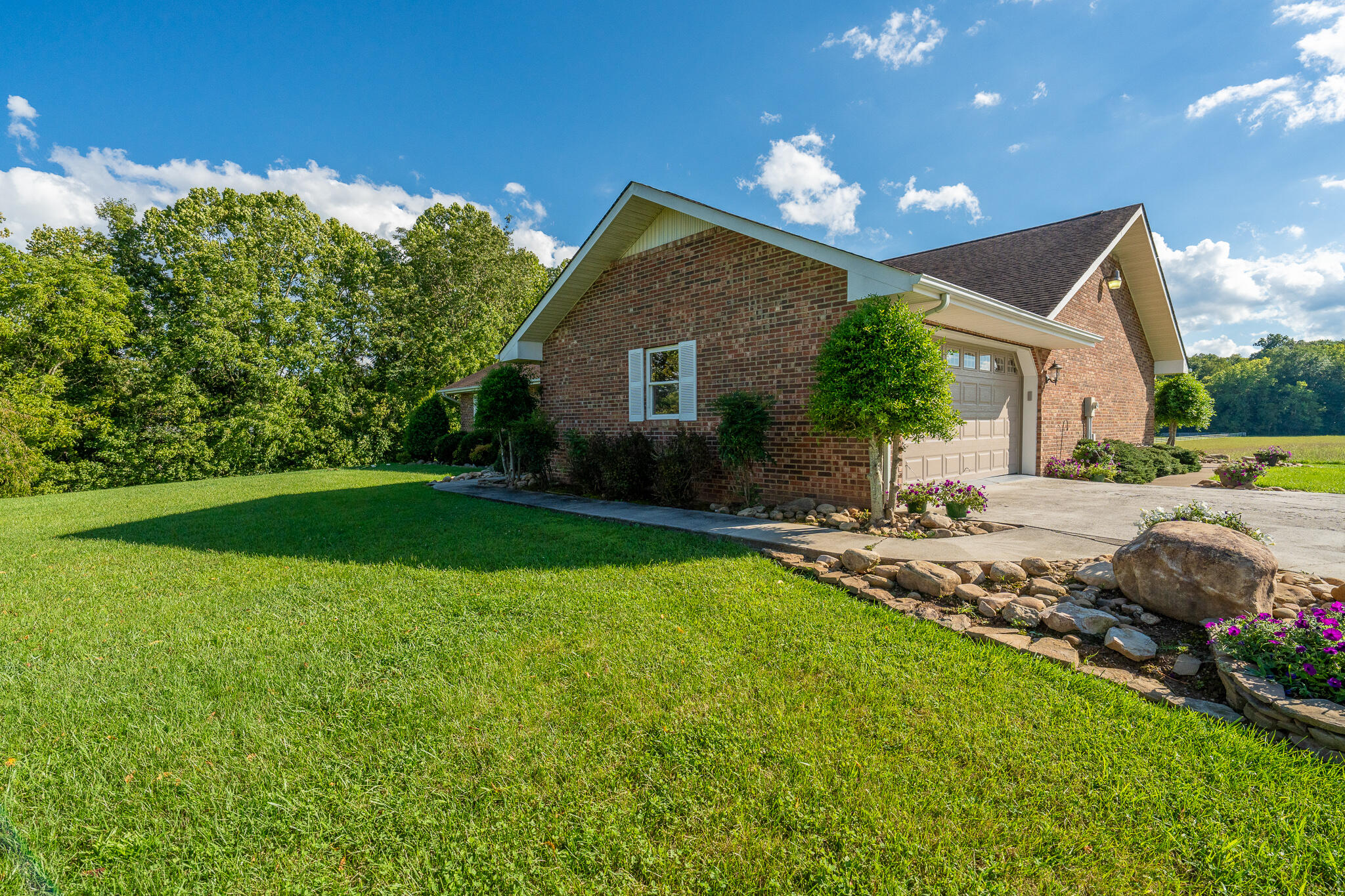3419 Potato Hill Road Kingsport, TN 37660 - Photo 7 of 70 3419 Potato Hill Rd (29 of 102)
