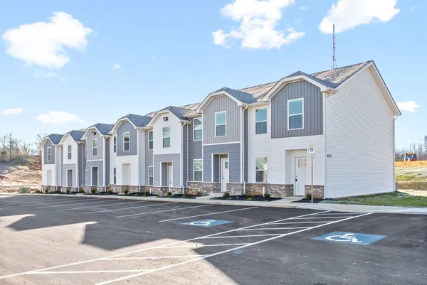 $1,295 | 919 Martin Street, Unit E6, Clarksville, TN 37040