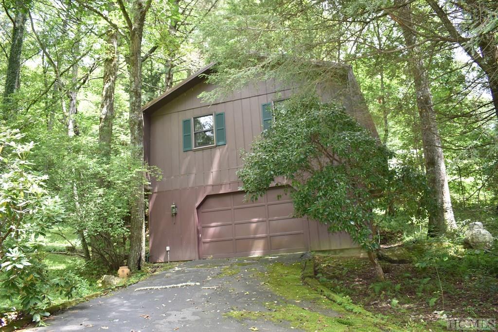548-572 Holt Road Highlands, NC 28741 - Photo 13 of 24 Gallery Image 13