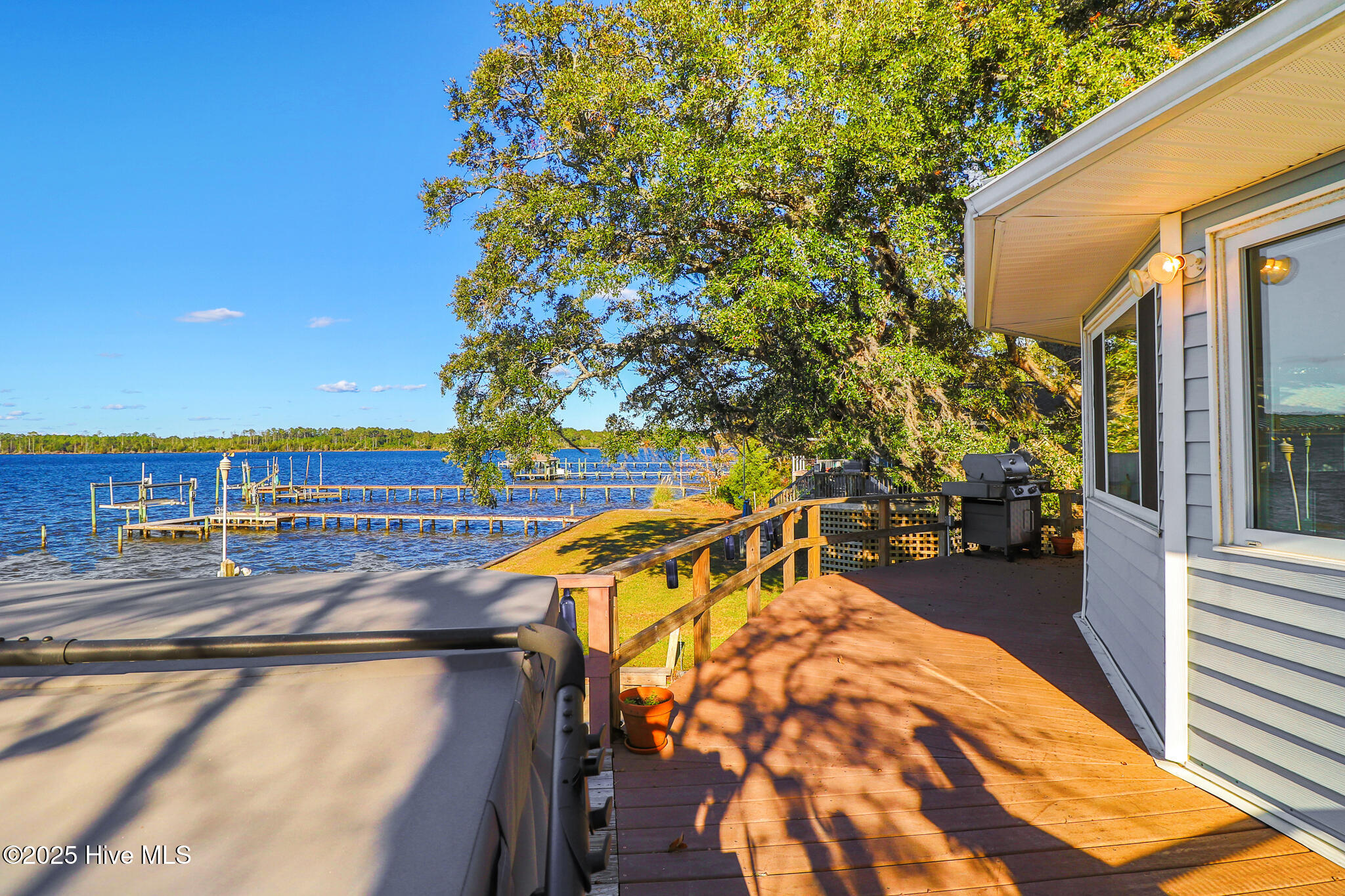 221 Creek Road Beaufort, NC 28516 - Photo 47 of 77 Deck views