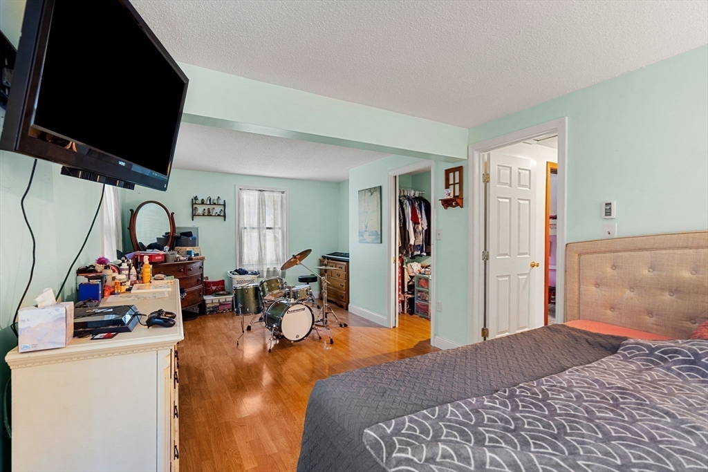 82 Monroe Street Amesbury, MA 01913 - Photo 19 of 24