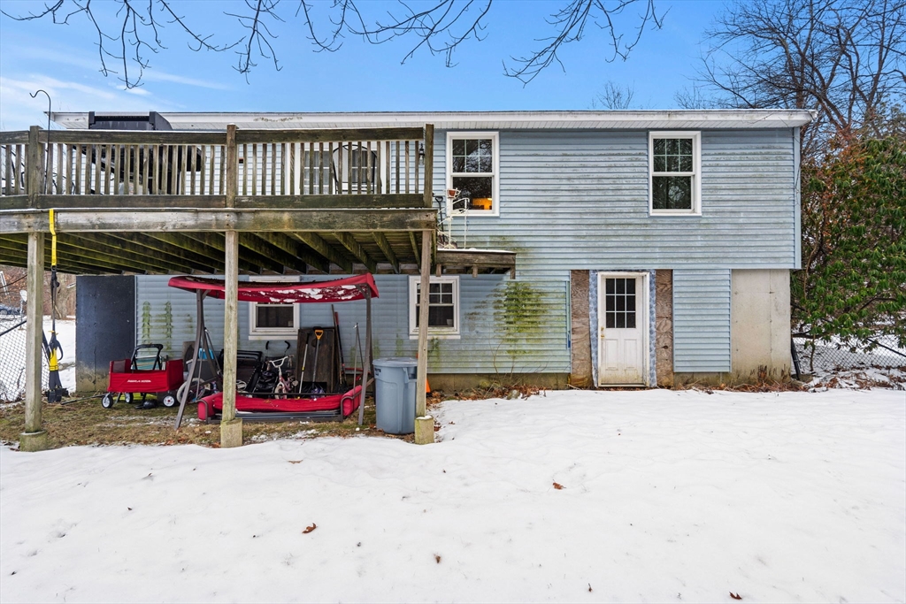 82 Monroe Street Amesbury, MA 01913 - Photo 5 of 24