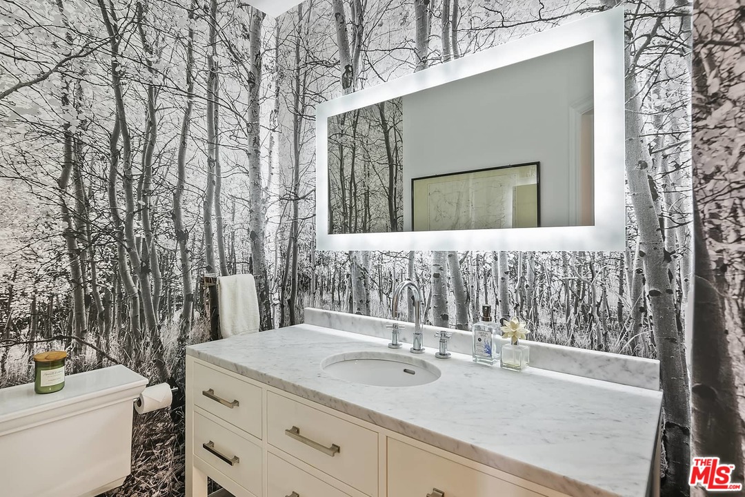 2150 Outpost Drive Los Angeles, CA 90068 - Photo 11 of 39