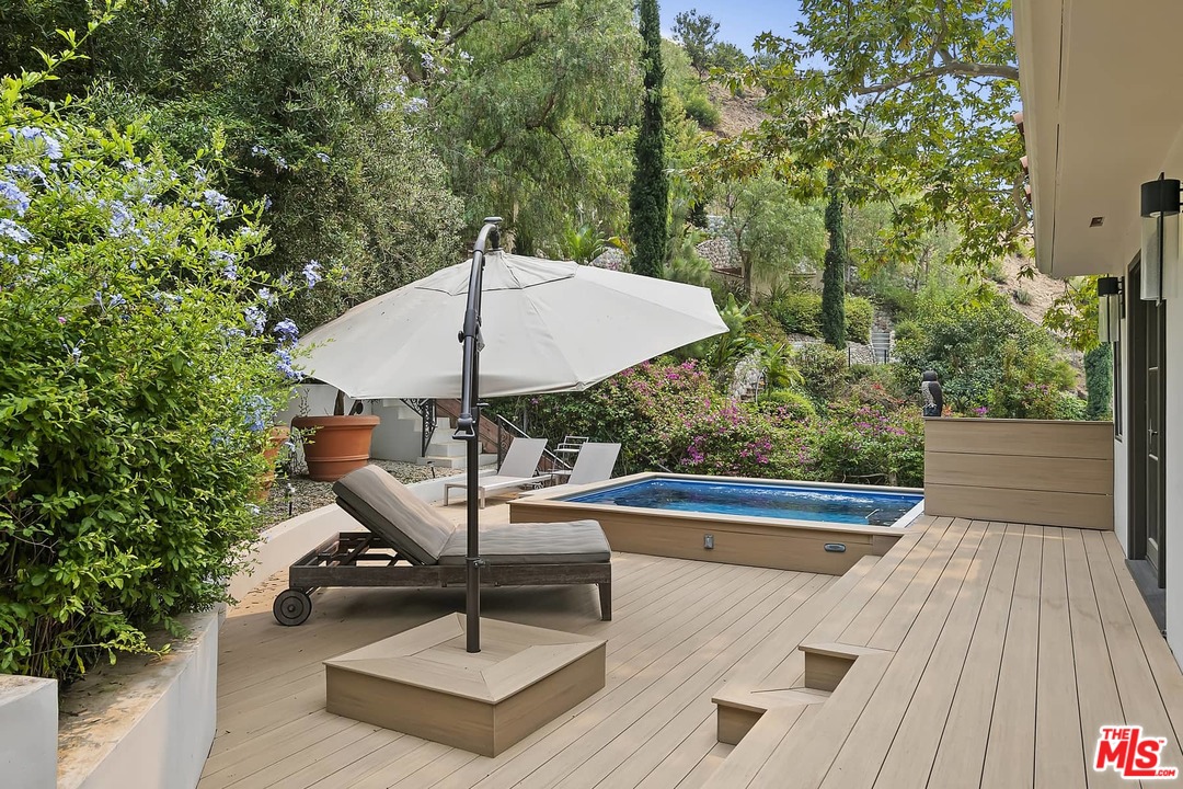 2150 Outpost Drive Los Angeles, CA 90068 - Photo 28 of 39