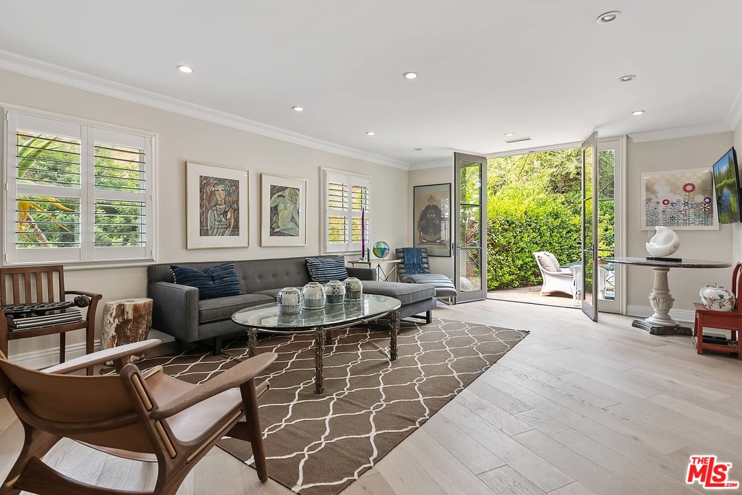 2150 Outpost Drive Los Angeles, CA 90068 - Photo 6 of 39