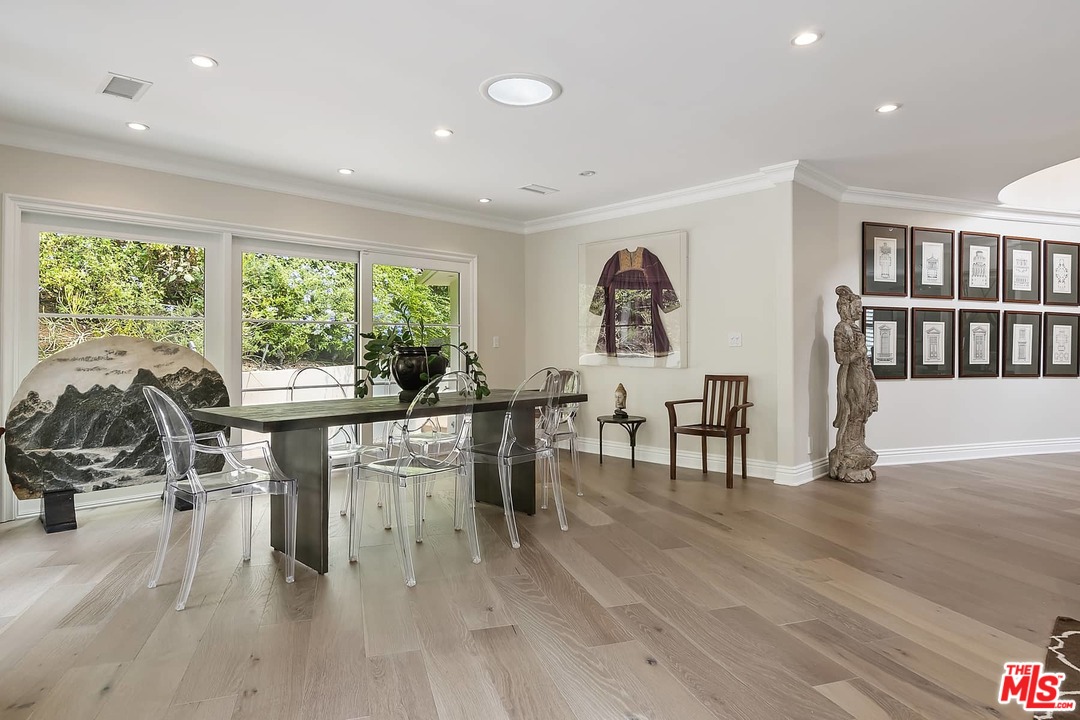 2150 Outpost Drive Los Angeles, CA 90068 - Photo 10 of 39