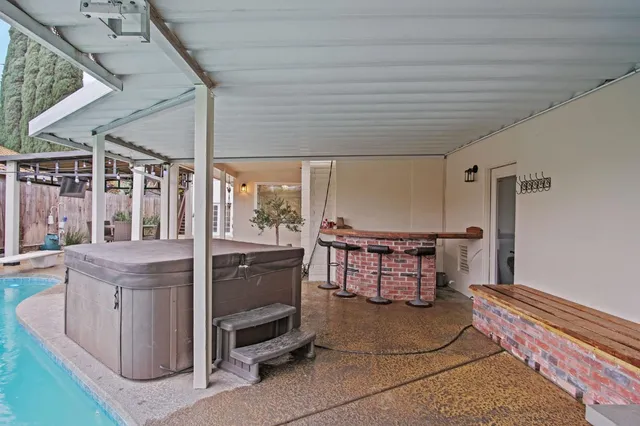 $689,000 | 1580 Michael Way, Turlock, CA 95382