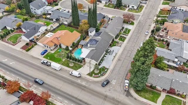 $689,000 | 1580 Michael Way, Turlock, CA 95382