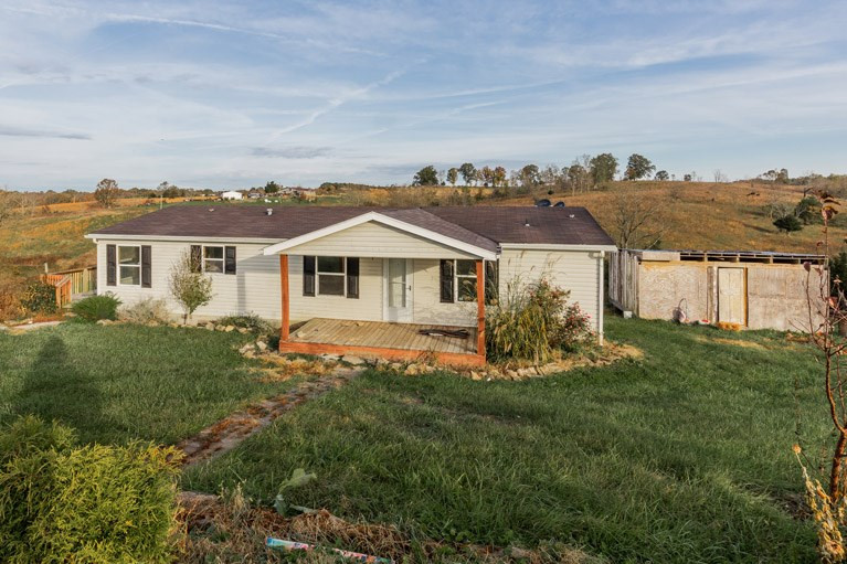 2930 Leaning Oak Road Corinth, KY 41010 - Photo 1 of 16 Gallery Image 1
