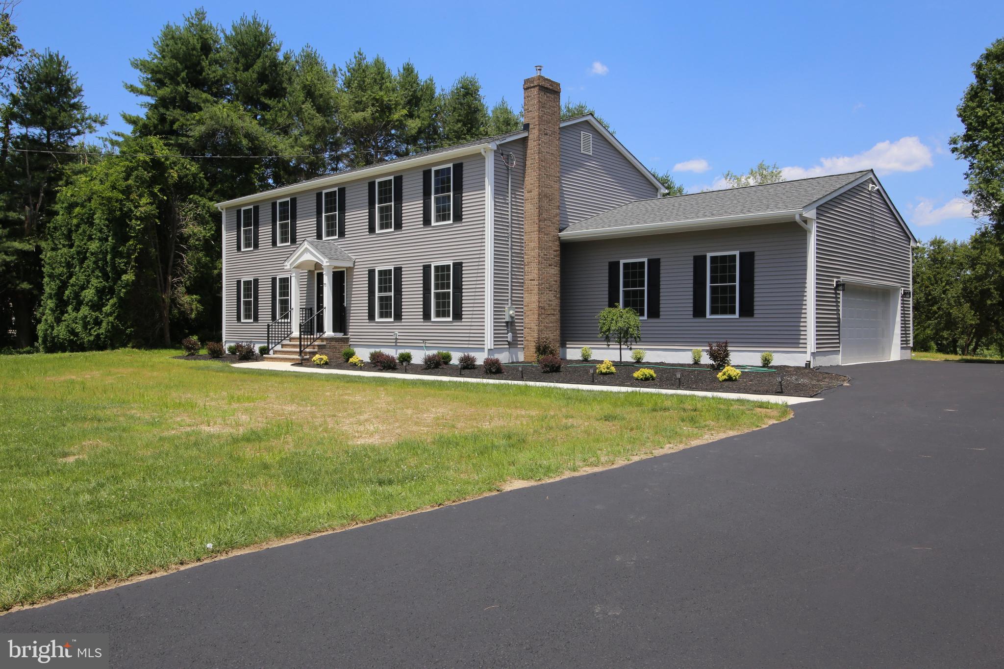 70 Mansfield Road East Columbus, NJ 08022 - Photo 1 of 40