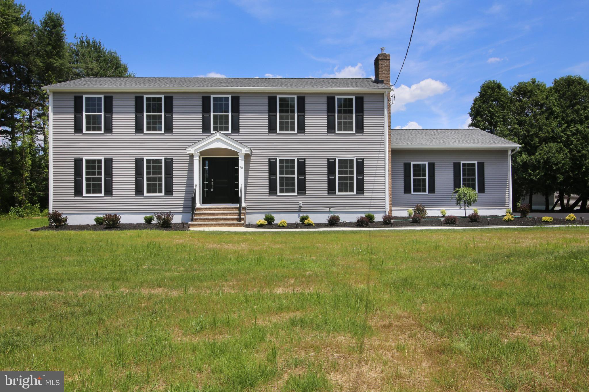 70 Mansfield Road East Columbus, NJ 08022 - Photo 2 of 40