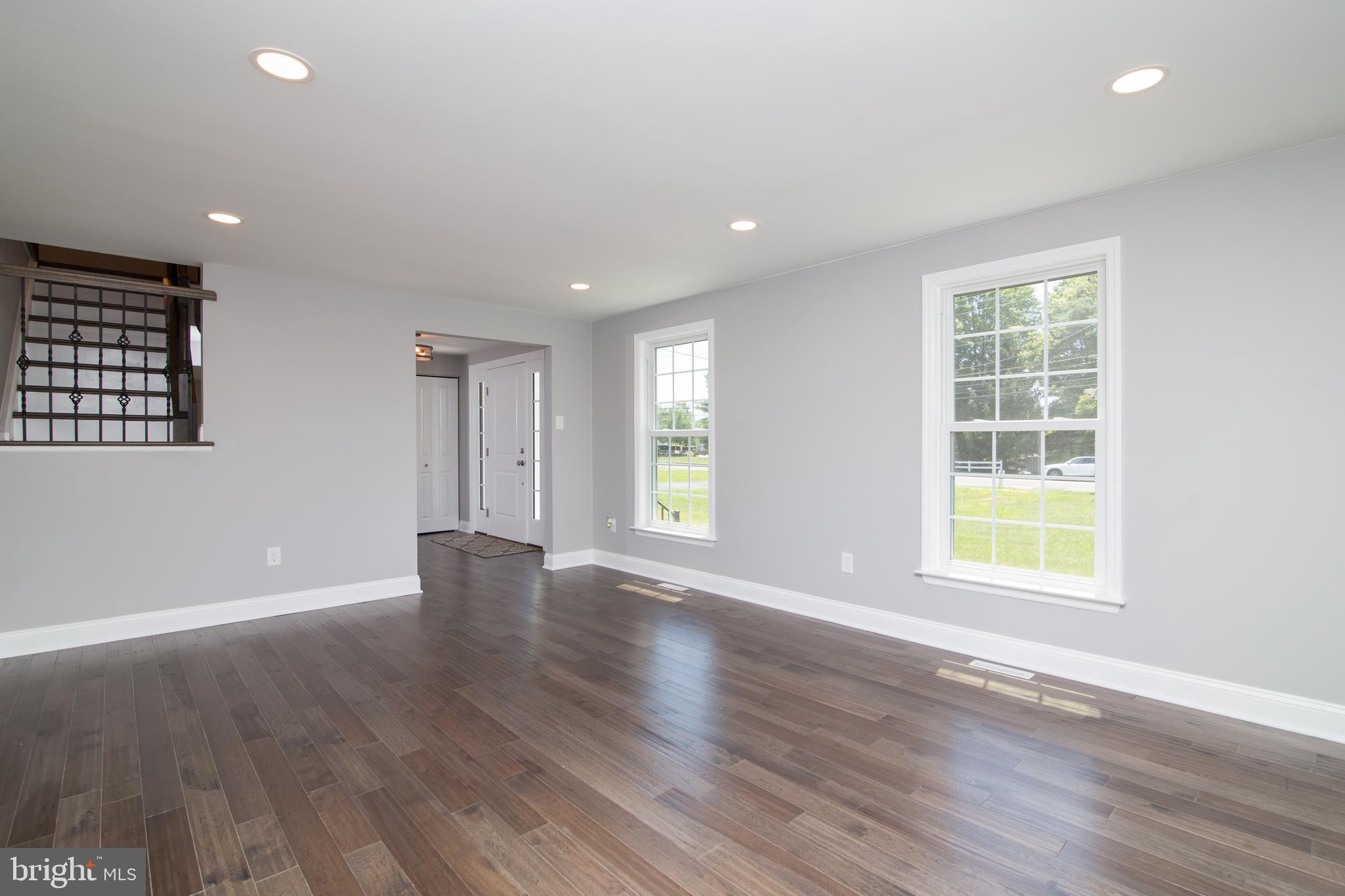 70 Mansfield Road East Columbus, NJ 08022 - Photo 11 of 40