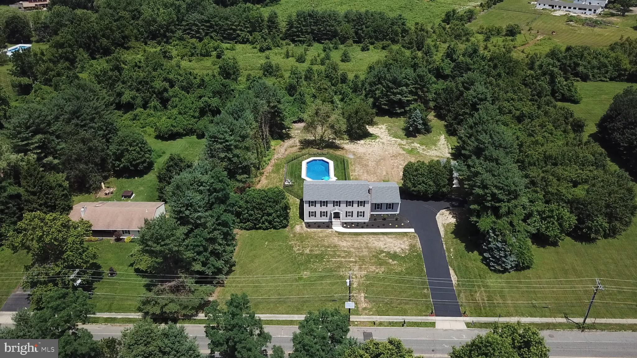 70 Mansfield Road East Columbus, NJ 08022 - Photo 5 of 40