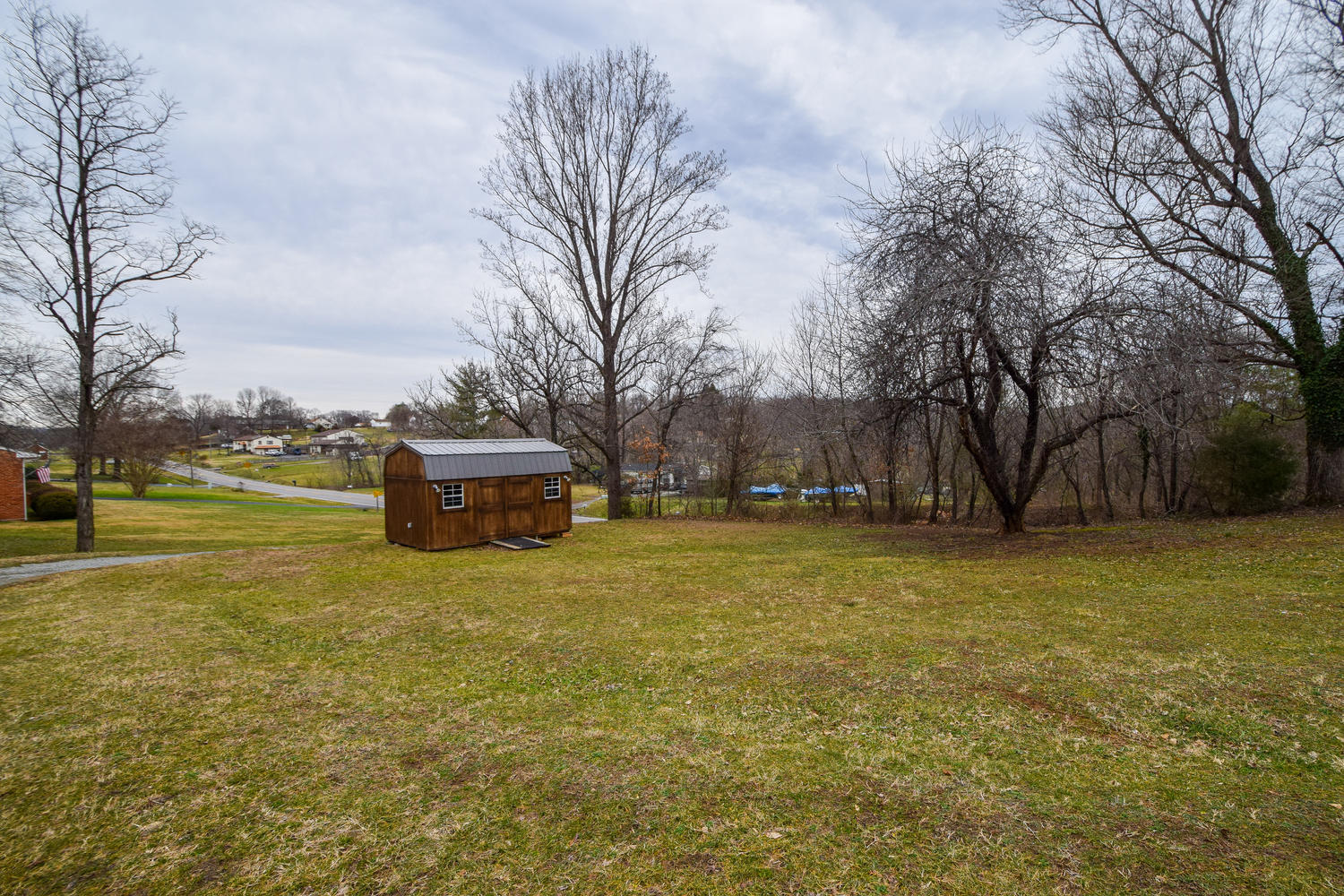 3185 Jae Valley Road Roanoke, VA 24014 - Photo 22 of 23 3185 Jae Valley Rd Roanoke VA-large-022-