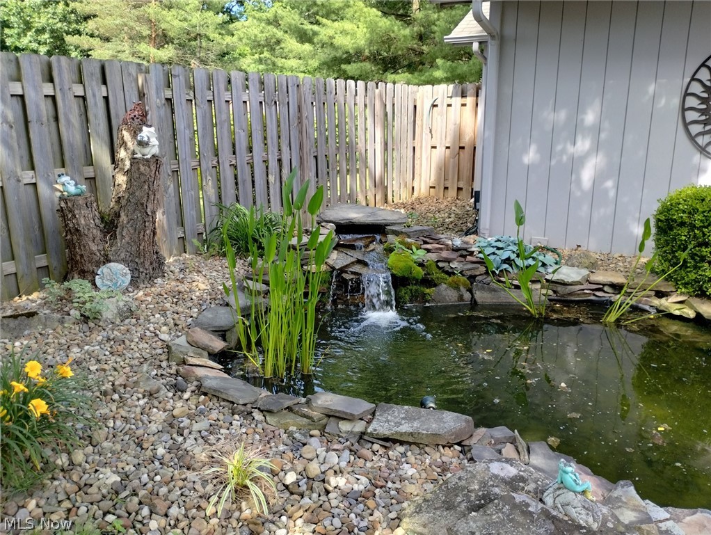 9975 Priem Road Strongsville, OH 44149 - Photo 32 of 35 pond in courtyard