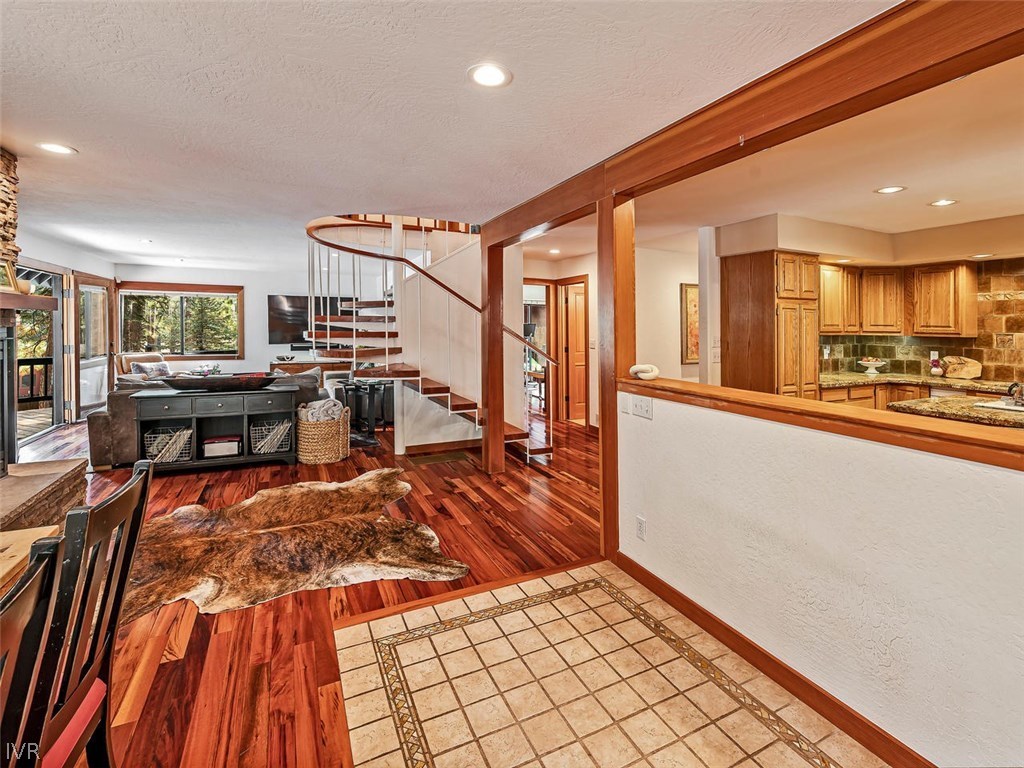225 Allen Way Incline Village, NV 89451 - Photo 5 of 33 Gallery Image 5