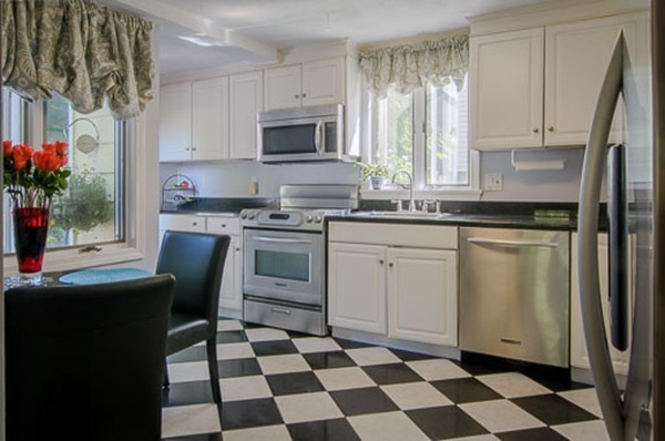 54 Watson Road Belmont, MA 02478 - Photo 10 of 27