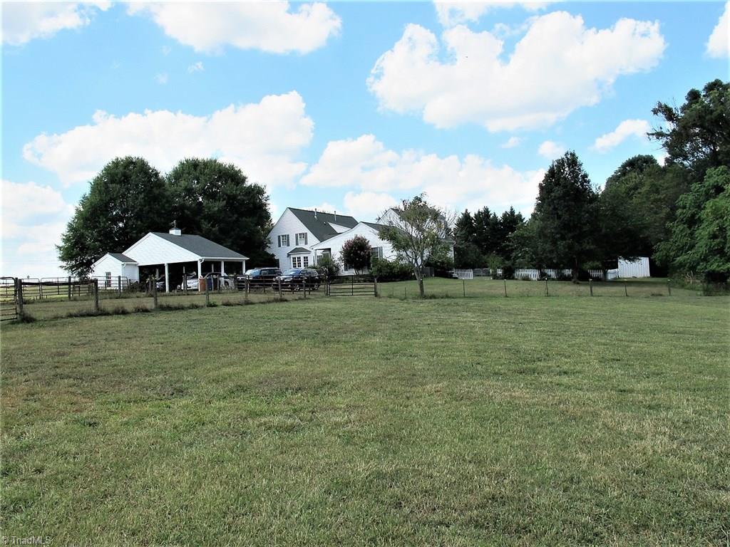 4365 Ebert Road Winston-Salem, NC 27127 - Photo 3 of 30 Gallery Image 3