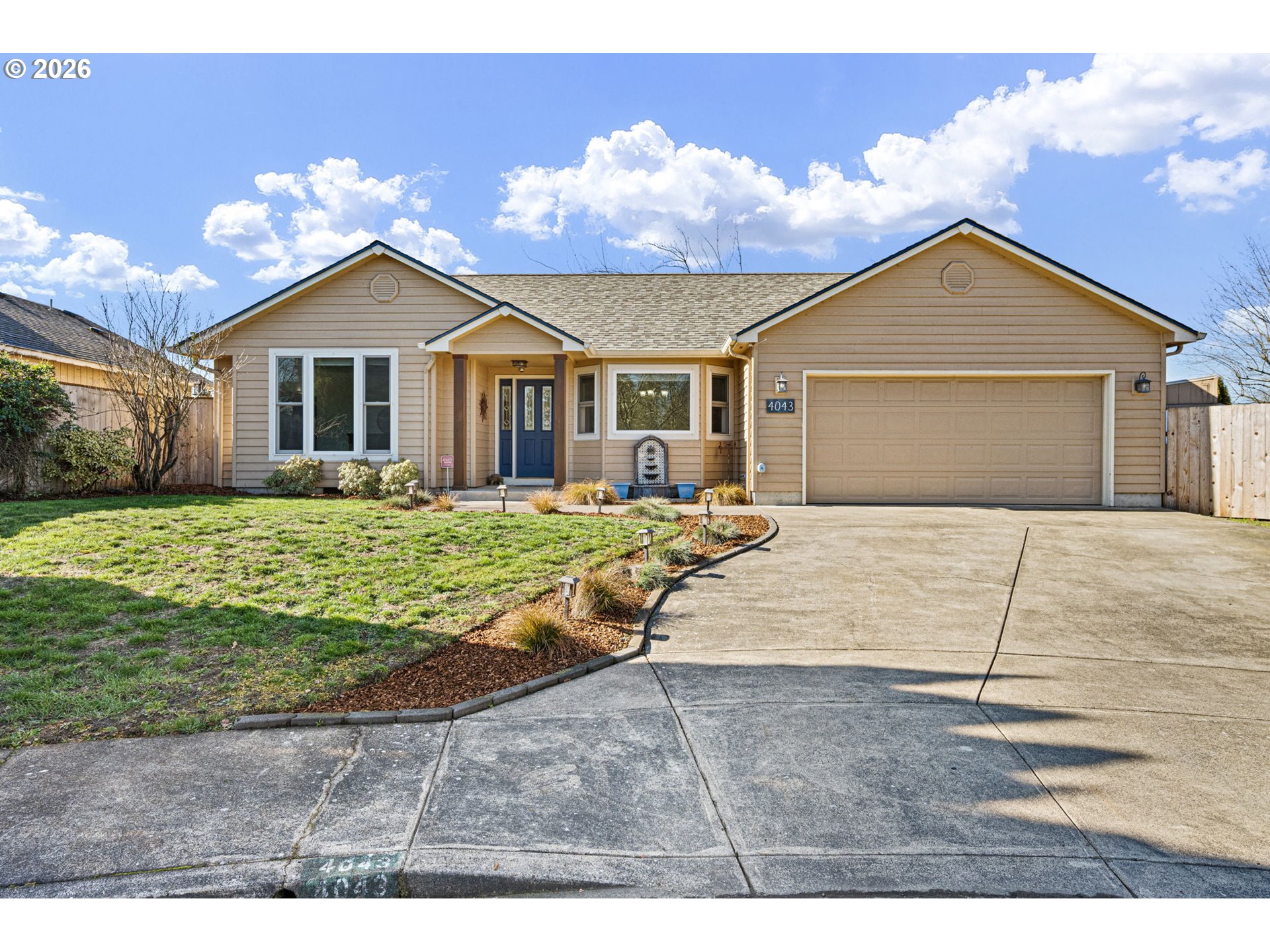 4043 Wagner Street Eugene, OR 97402 - Photo 1 of 38