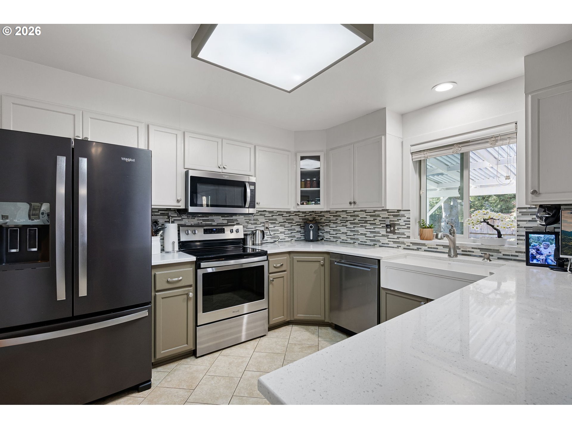 4043 Wagner Street Eugene, OR 97402 - Photo 16 of 38