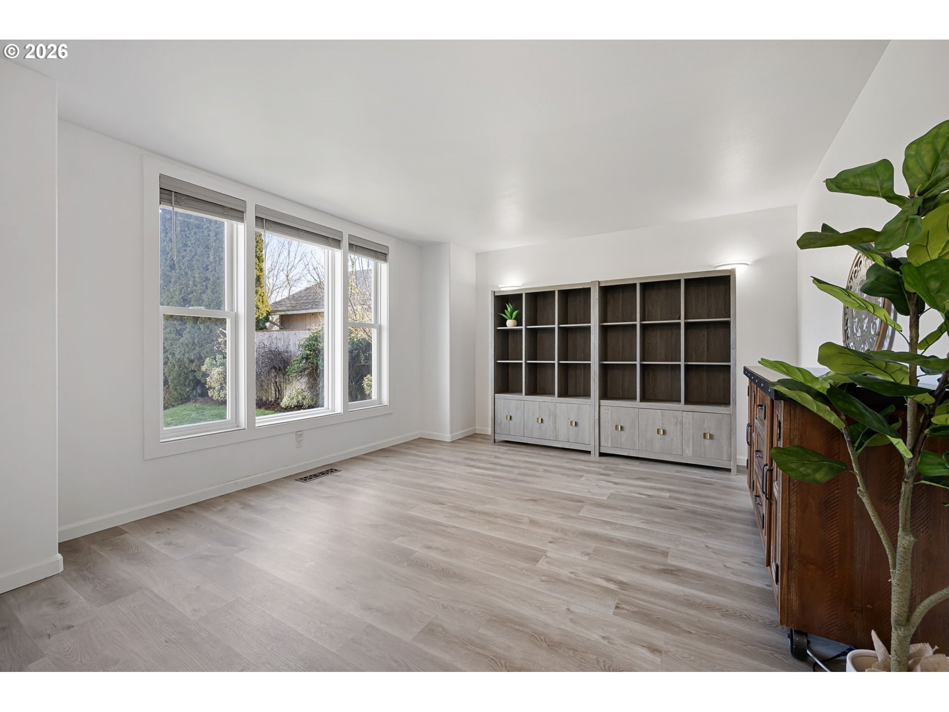 4043 Wagner Street Eugene, OR 97402 - Photo 9 of 38