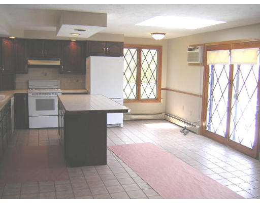 32 Doyle Road Holden, MA 01520 - Photo 5 of 11 Gallery Image 5