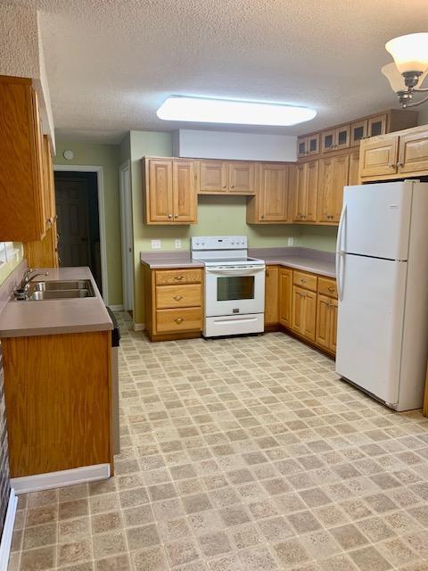 88 Clover Dale Road North Dunlap, TN 37327 - Photo 2 of 6 Cloverdale Kitchen