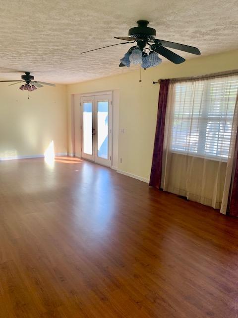 88 Clover Dale Road North Dunlap, TN 37327 - Photo 3 of 6 Cloverdale Living Room