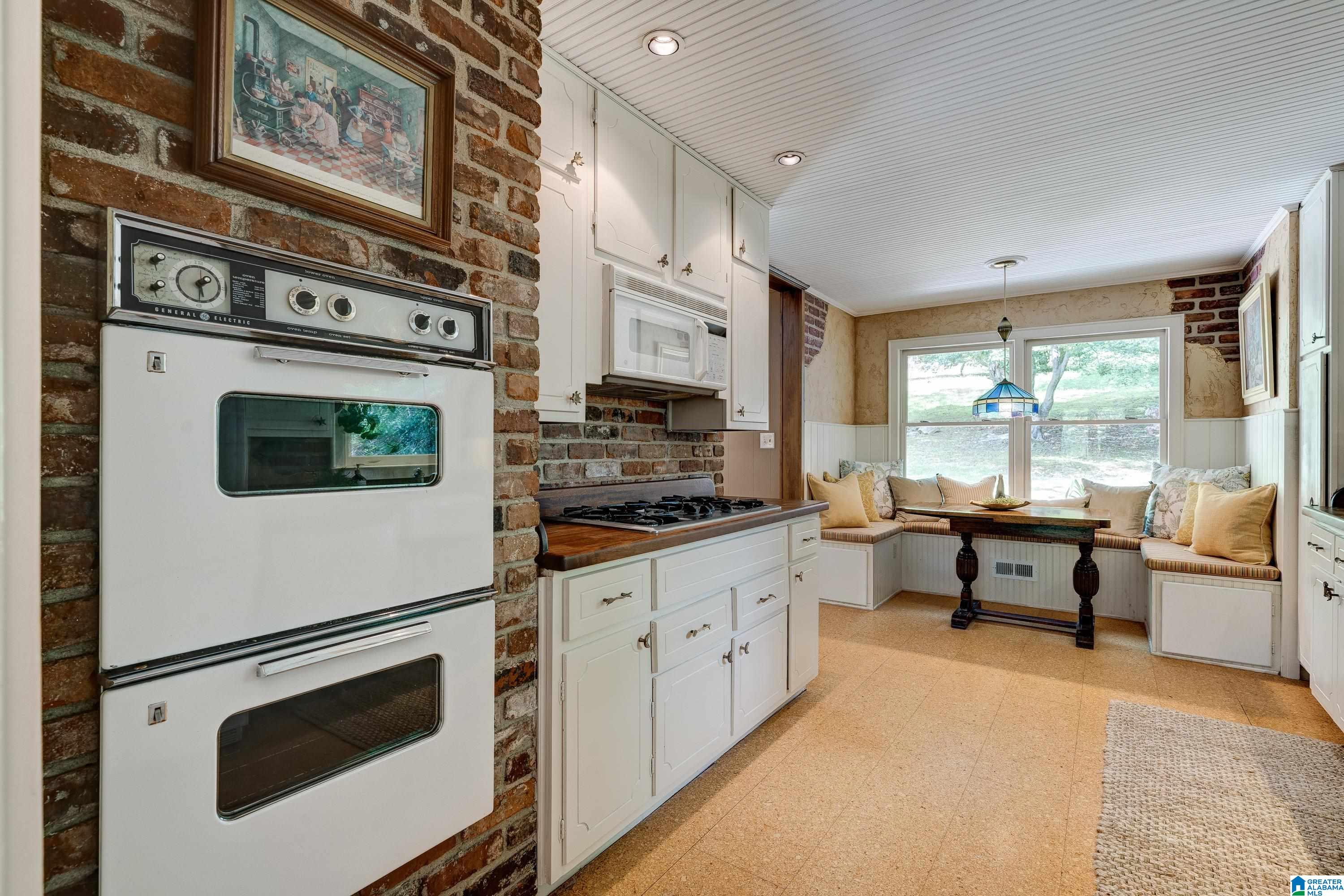 3648 Oakdale Road Birmingham, AL 35223 - Photo 9 of 50