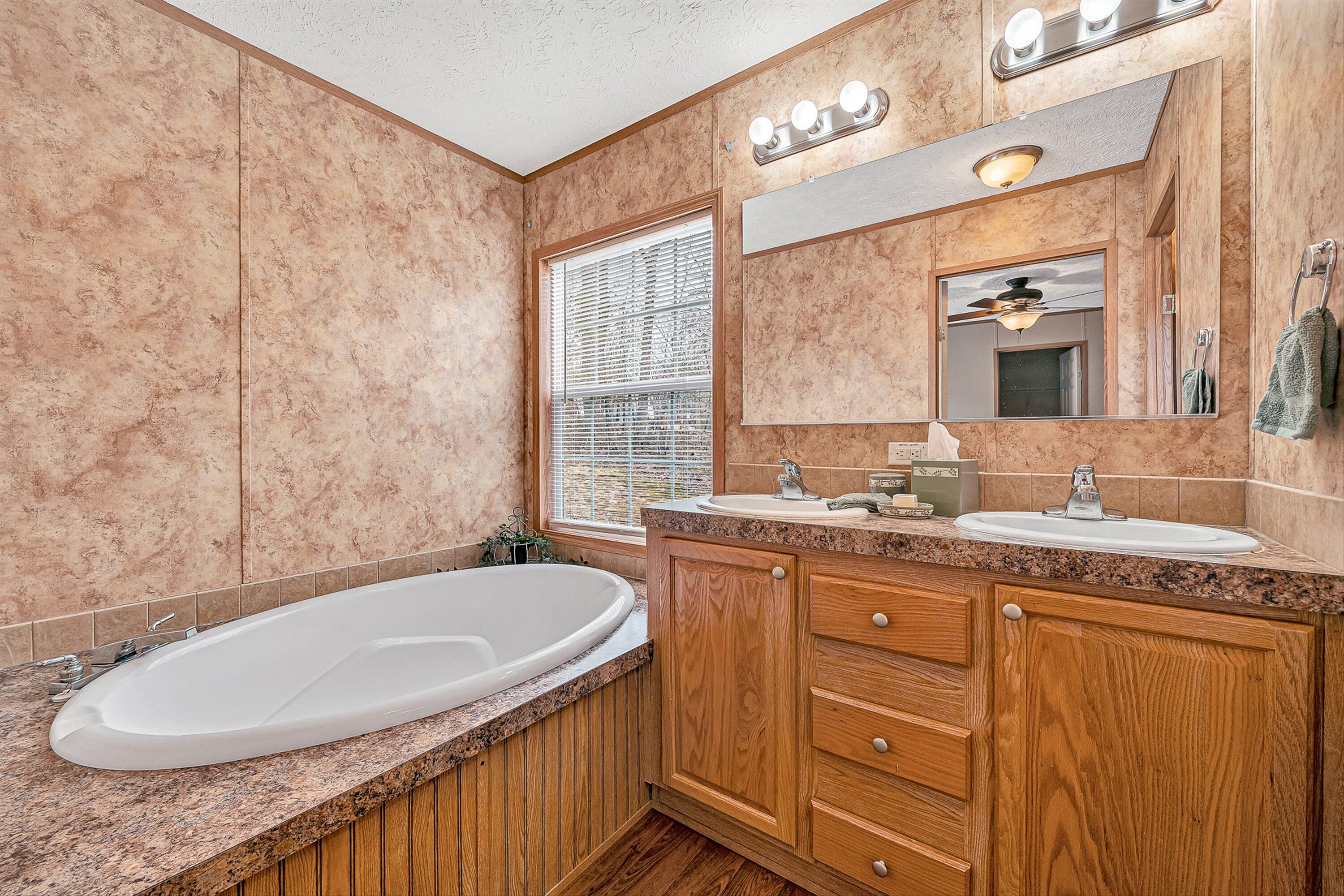 1081 Owen Ridge Lane Goodview, VA 24095 - Photo 16 of 31 15-VM-08202