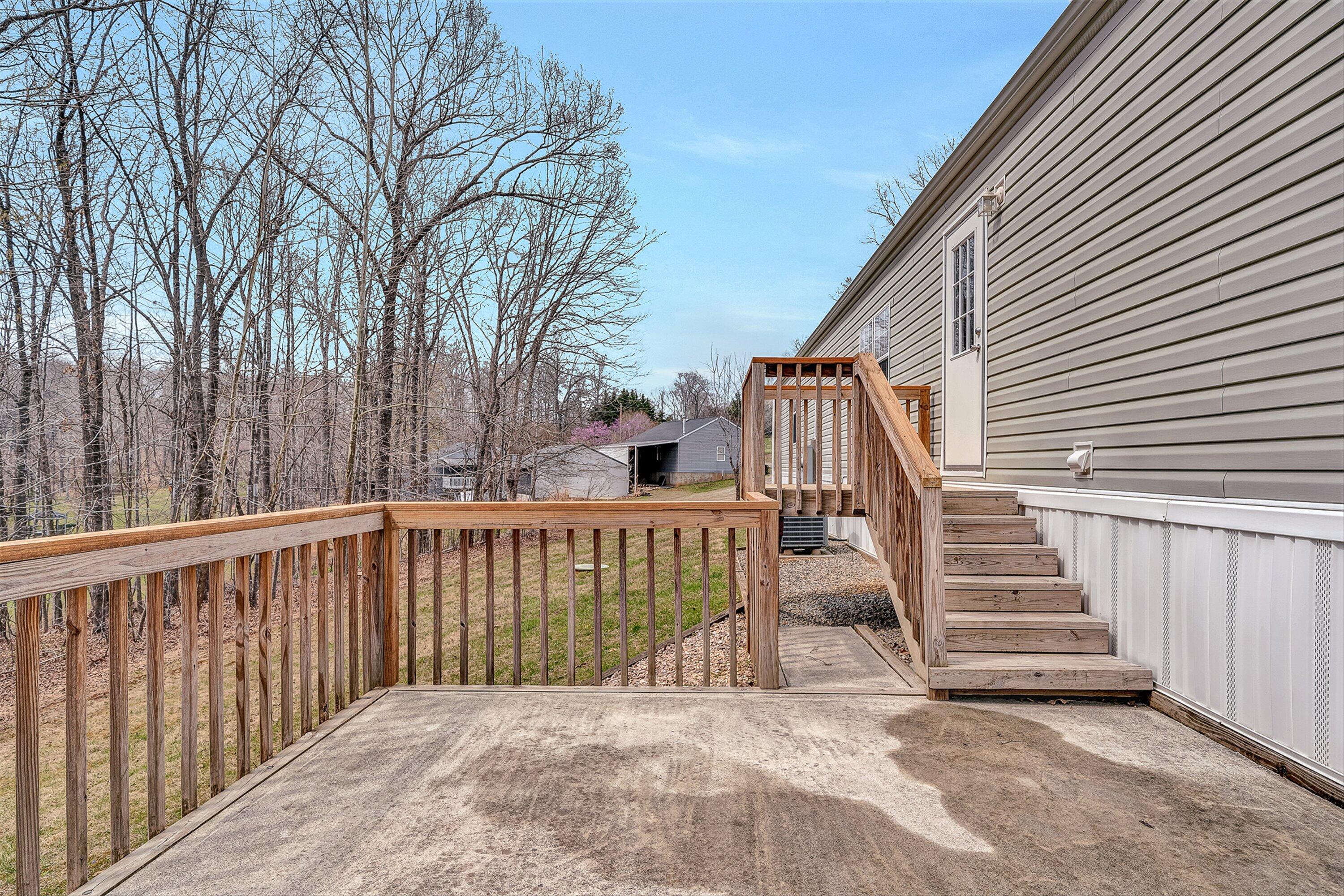 1081 Owen Ridge Lane Goodview, VA 24095 - Photo 26 of 31 23-VM-08154