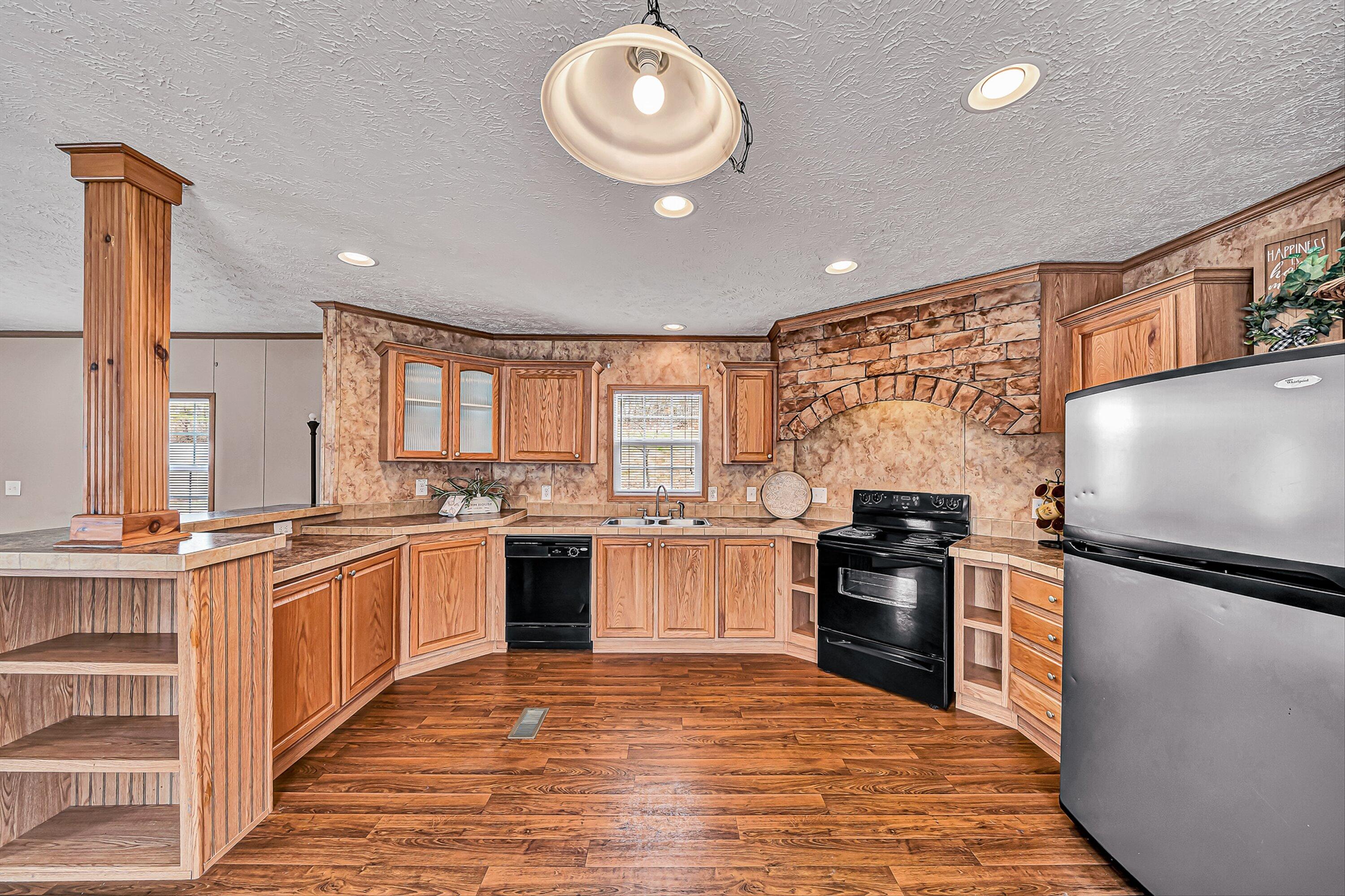 1081 Owen Ridge Lane Goodview, VA 24095 - Photo 9 of 31 08-VM-08181