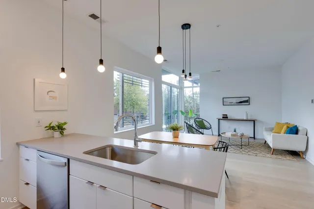 $370,000 | 521 North Mangum Street, Unit 21, Durham, NC 27701