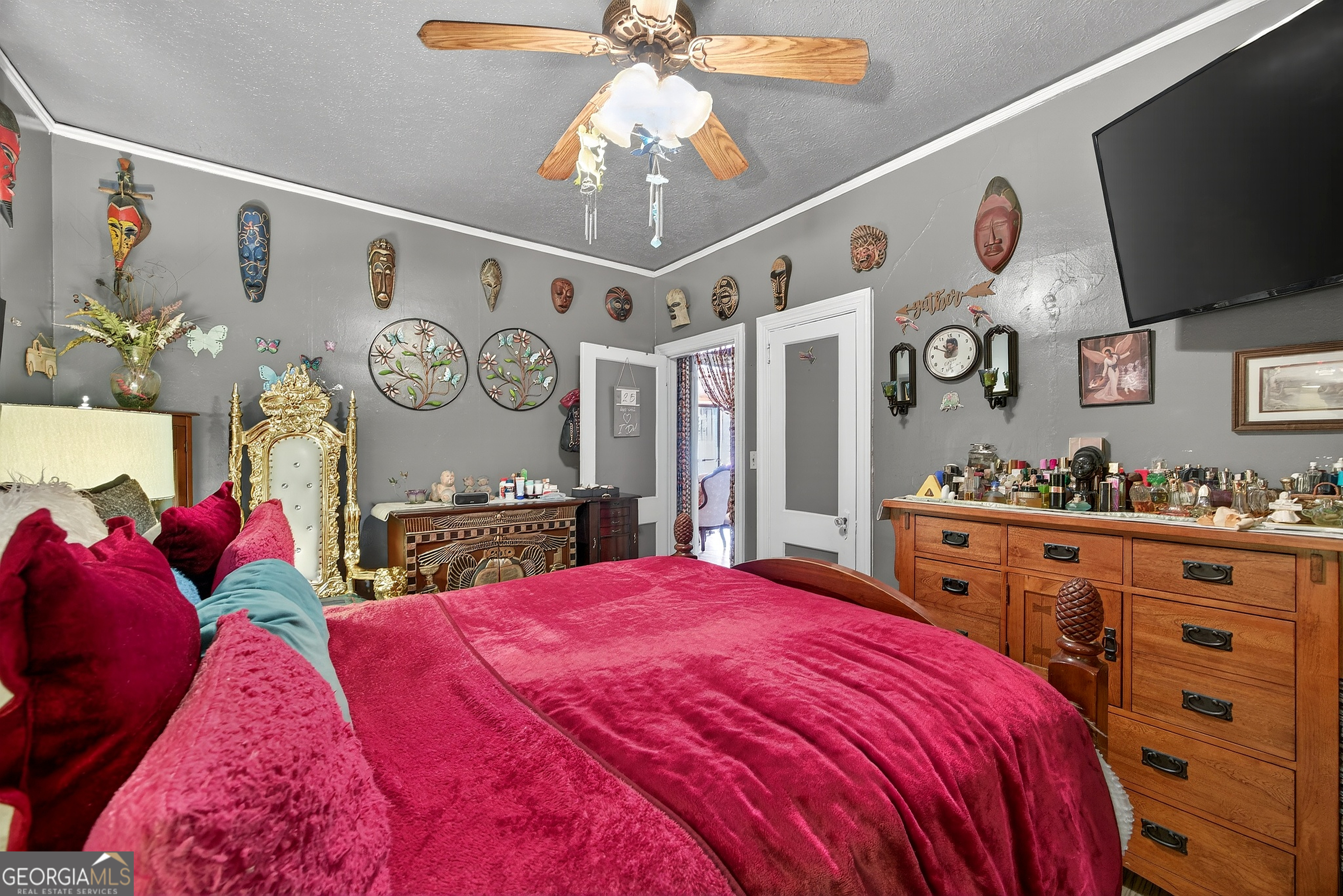 1695 Beecher Street Southwest Atlanta, GA 30310 - Photo 12 of 23 a bed room with two bed and a tv