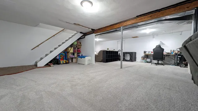 a view of a storage & utility room