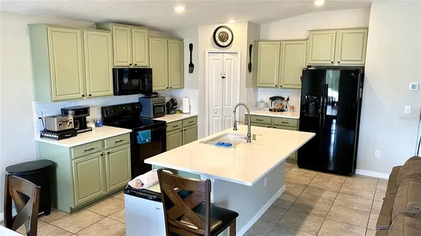 $364,900 | 39567 Dawson Chase Drive, Zephyrhills, FL 33540