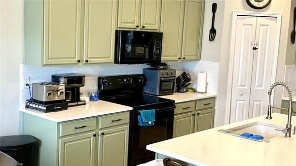 $364,900 | 39567 Dawson Chase Drive, Zephyrhills, FL 33540