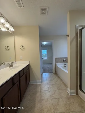 $2,300 | 304 Little Egret Lane, Swansboro, NC 28584