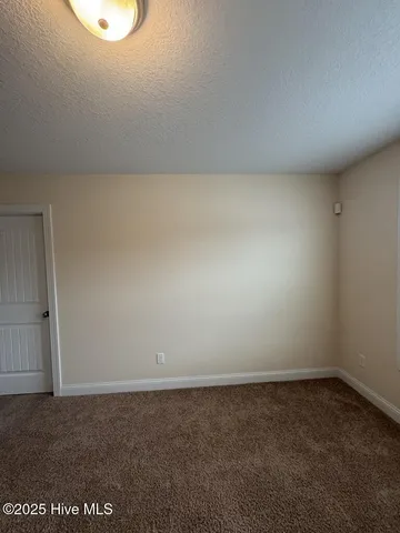 $2,300 | 304 Little Egret Lane, Swansboro, NC 28584