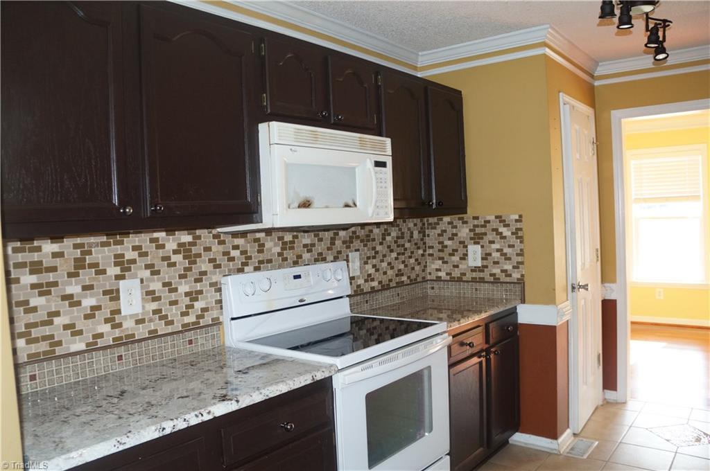 5315 Springhouse Farm Road Winston-Salem, NC 27107 - Photo 11 of 29