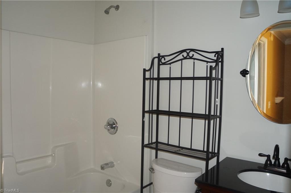 5315 Springhouse Farm Road Winston-Salem, NC 27107 - Photo 15 of 29