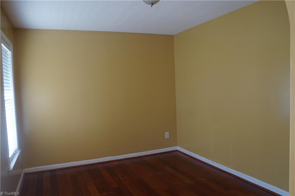 5315 Springhouse Farm Road Winston-Salem, NC 27107 - Photo 5 of 29