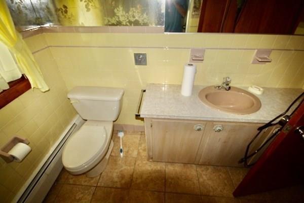 87 Lebaron Street Fall River, MA 02720 - Photo 13 of 29 Gallery Image 13