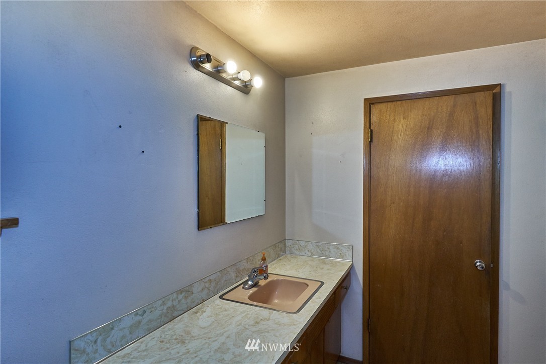 603 Grant Avenue South Renton, WA 98057 - Photo 14 of 21 Gallery Image 14
