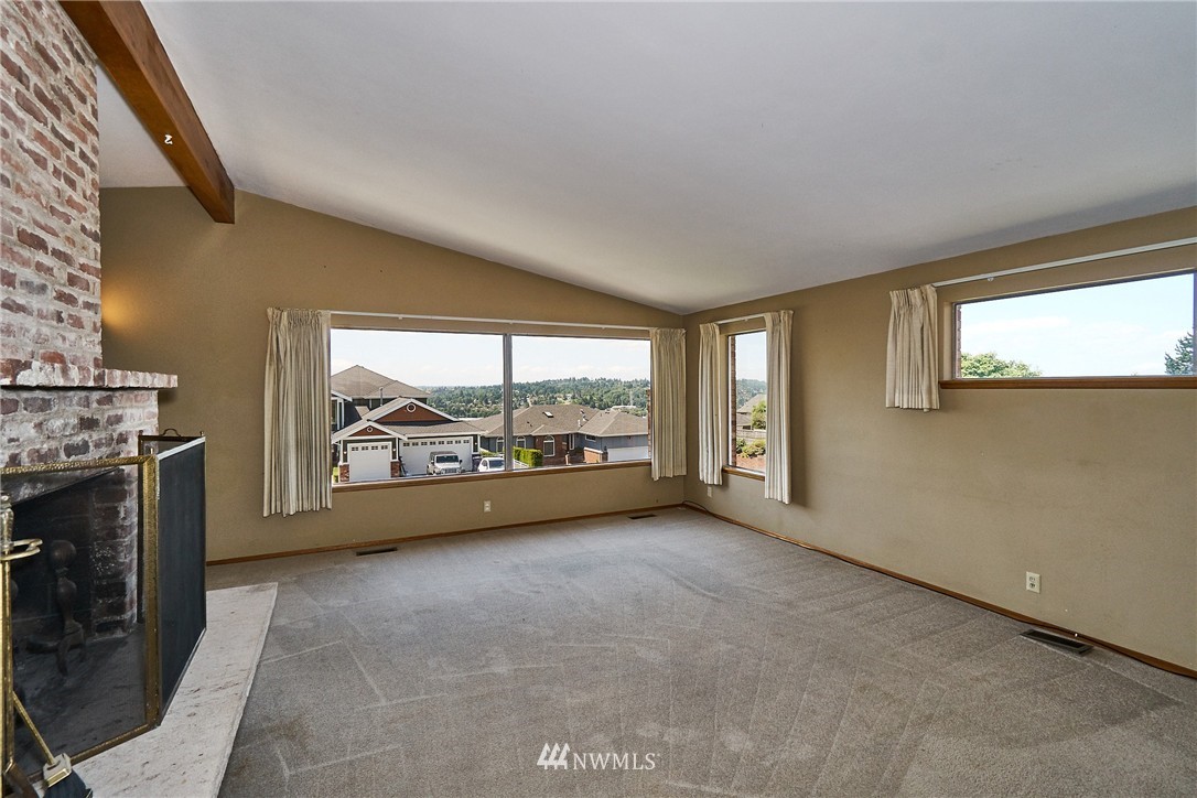 603 Grant Avenue South Renton, WA 98057 - Photo 4 of 21 Gallery Image 4