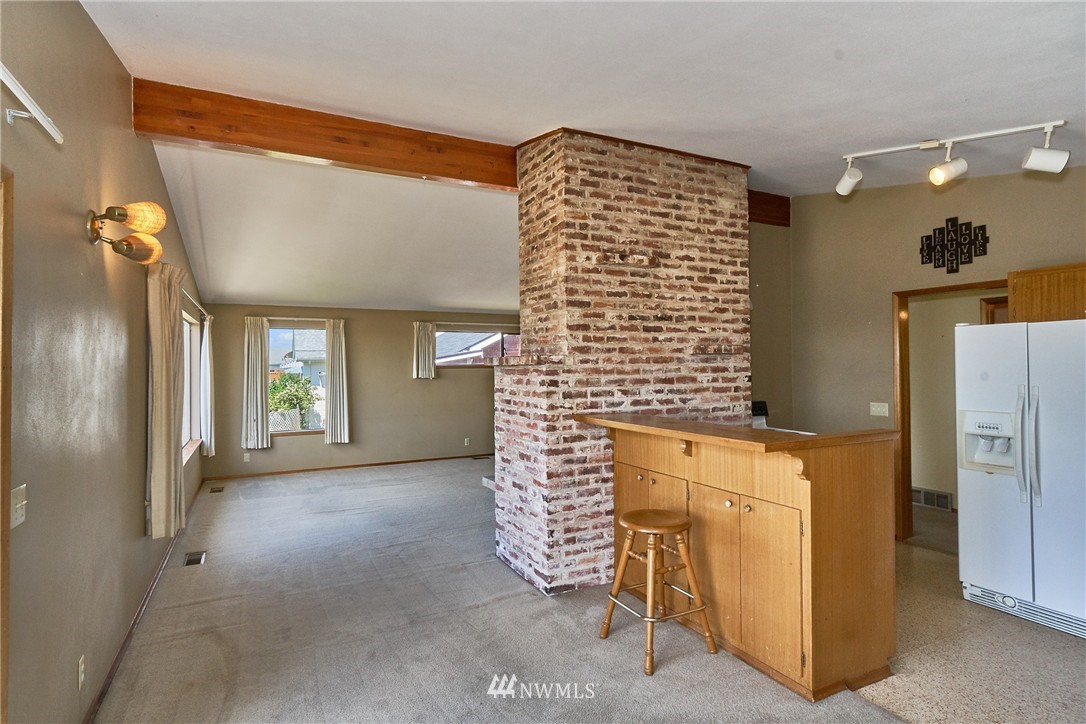 603 Grant Avenue South Renton, WA 98057 - Photo 6 of 21 Gallery Image 6