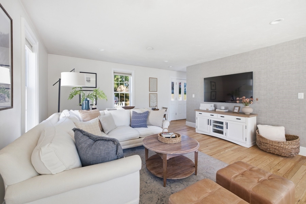 75 Norwell Road Marshfield, MA 02050 - Photo 11 of 42