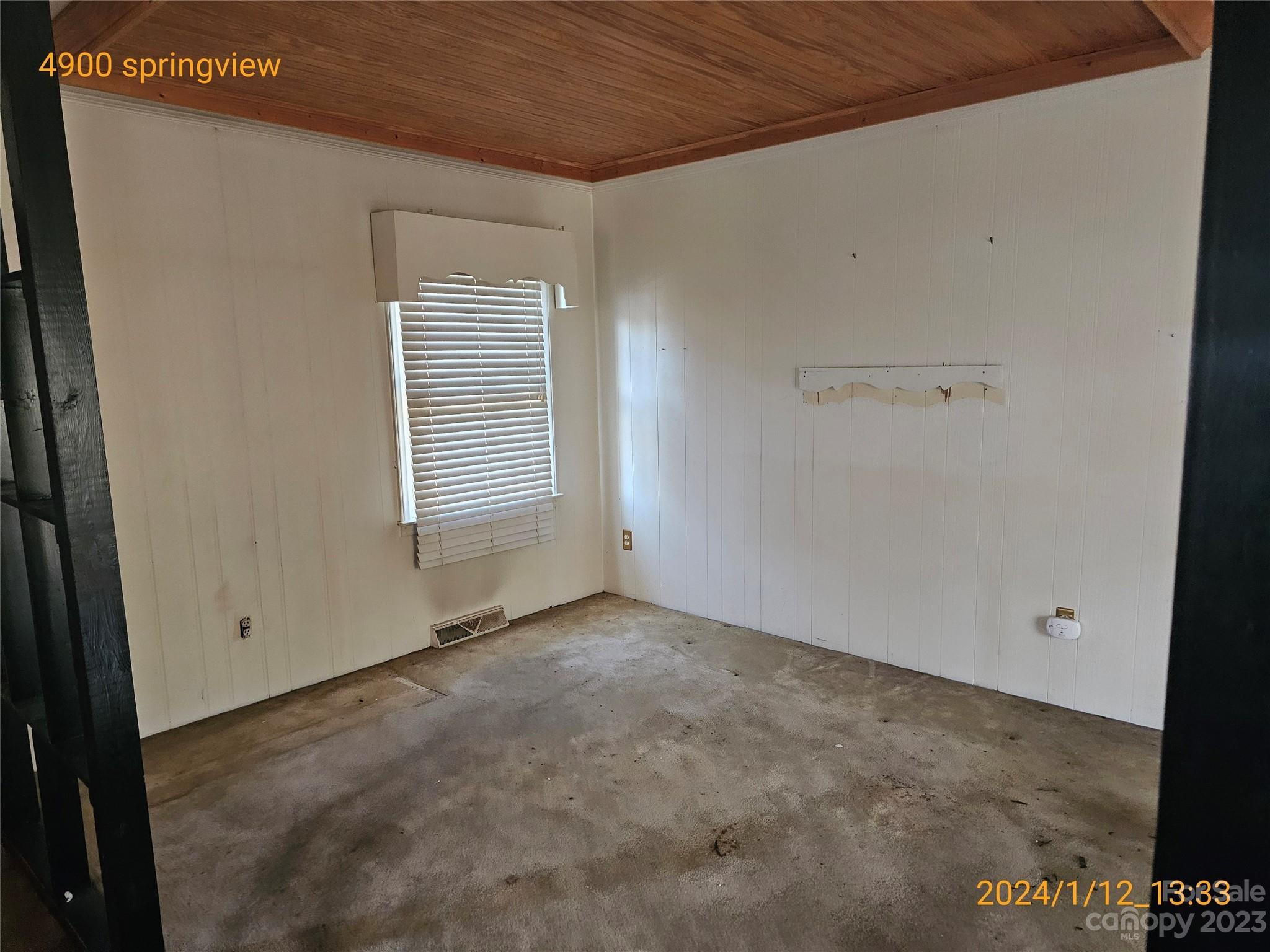 4900 Springview Road Charlotte, NC 28213 - Photo 2 of 11 Gallery Image 2