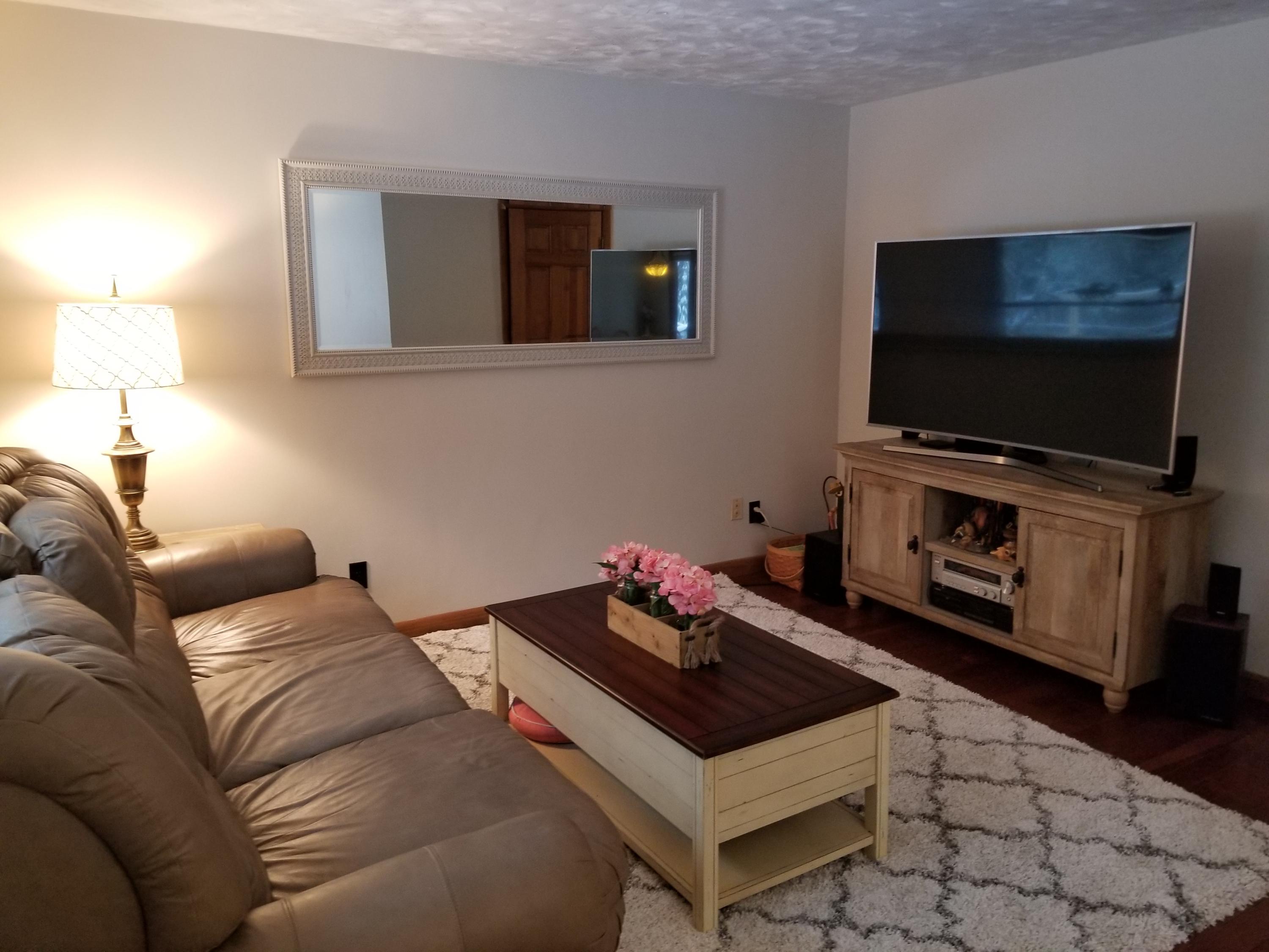 182 West Franklin Road Franklin, ME 04634 - Photo 12 of 40 Den
